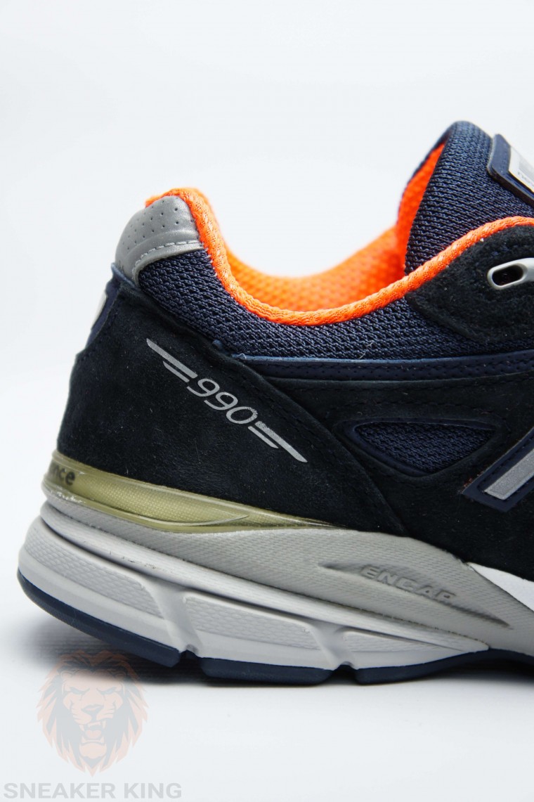 Кросівки New Balance w 990 NV4